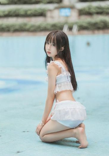 挣扎吧亚当君第一季免费播放