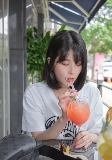 线人艾梅柏·希尔德